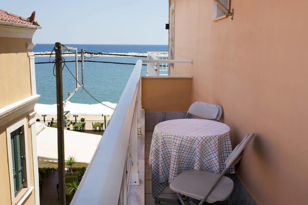 Molos Hotel Limenaria  Extérieur photo